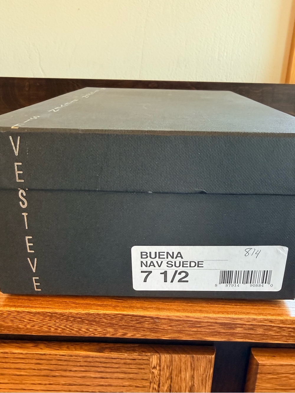 🔥NIB🔥GORGEOUS‼️ Steve Madden Buena Navy Suede Block Heel Pumps w/Gold Trim- 7.5M - Picture 10 of 11